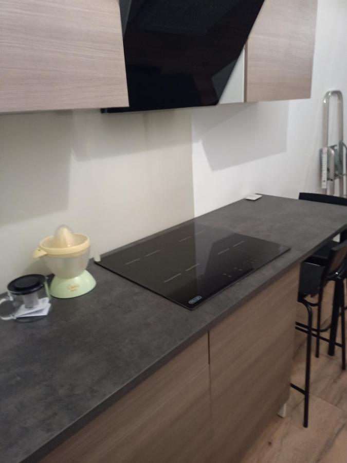 Tiny Bengasi Apartment ตูริน ภายนอก รูปภาพ