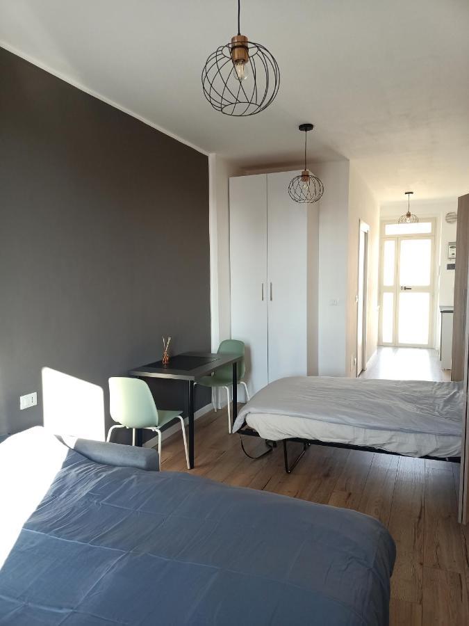 Tiny Bengasi Apartment ตูริน ภายนอก รูปภาพ