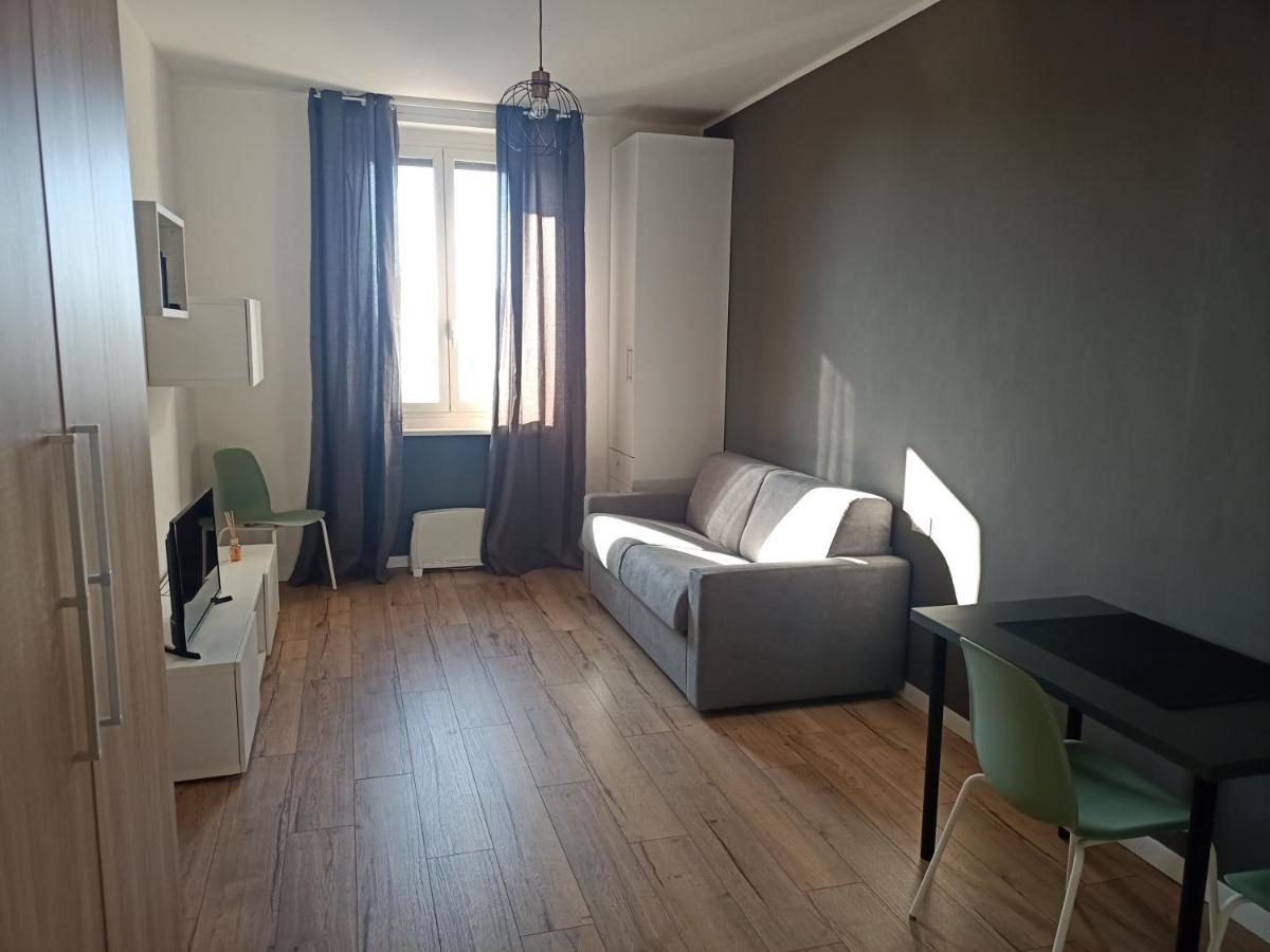 Tiny Bengasi Apartment ตูริน ภายนอก รูปภาพ
